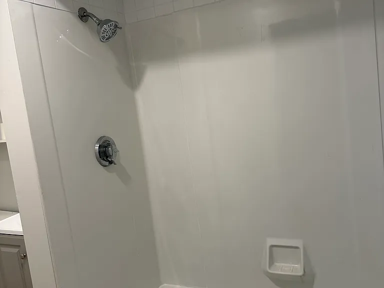 198 Main St #4 — Photo 7
