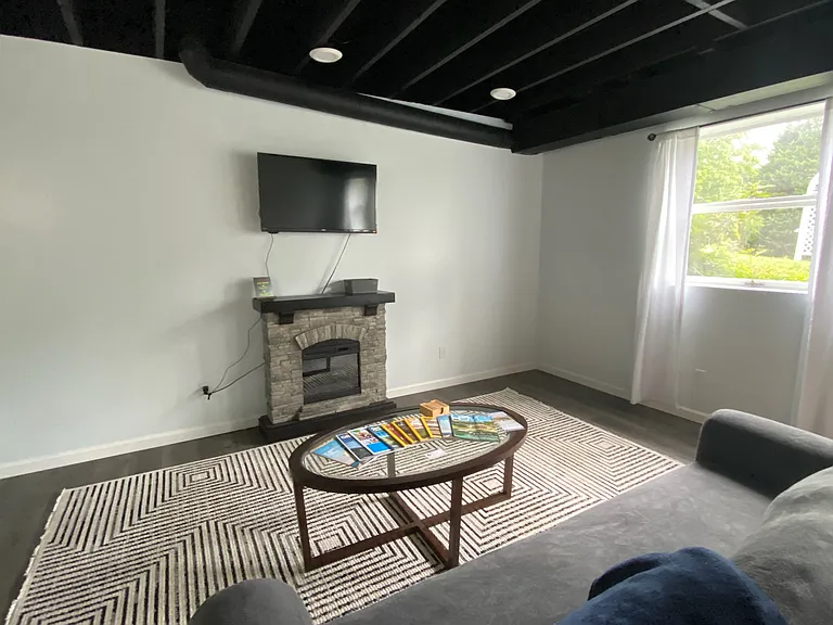406 Lark Ln #1 — Photo 26