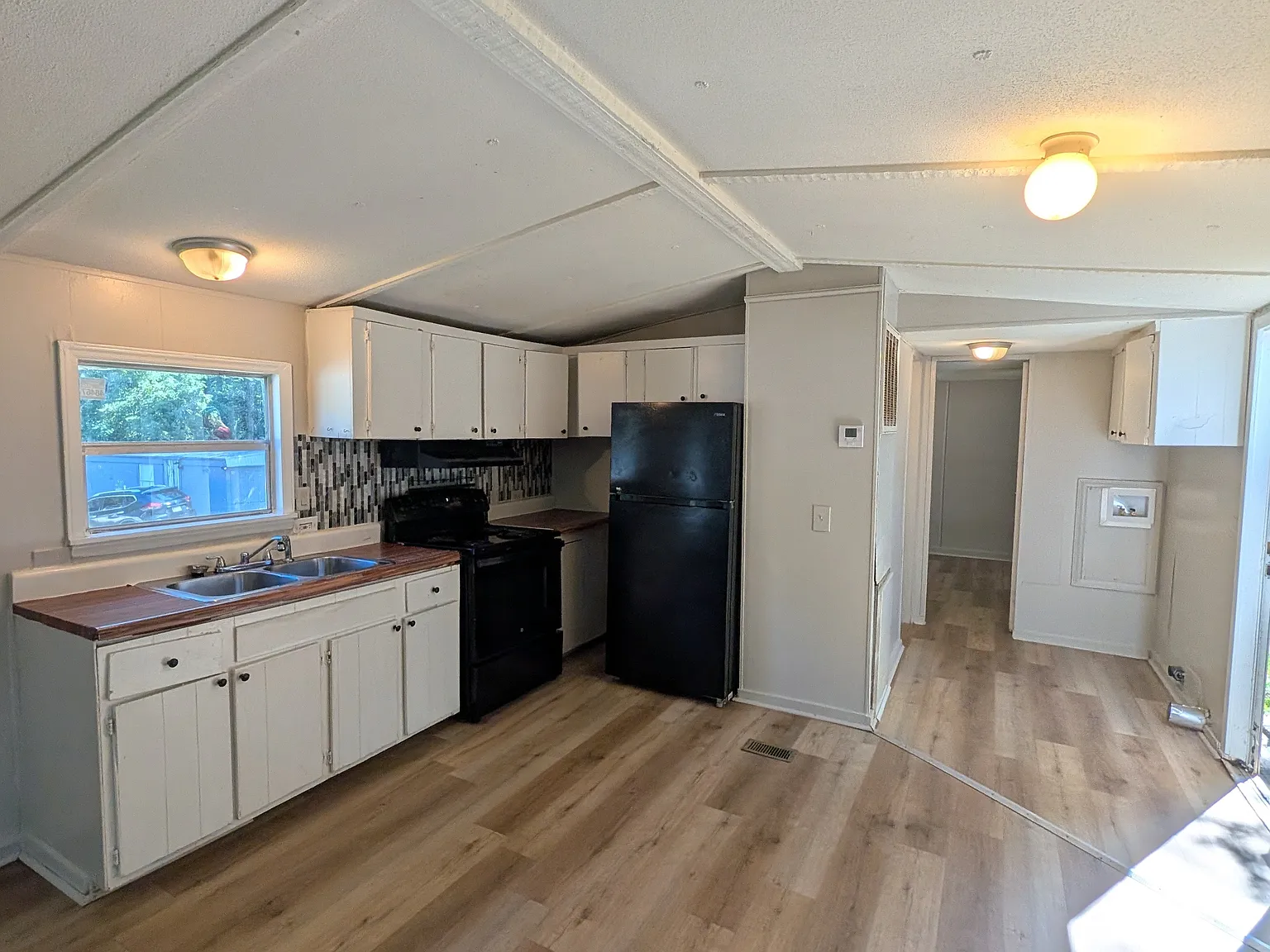 412 McElhaney Road Lot 10 - 1 — Photo 2