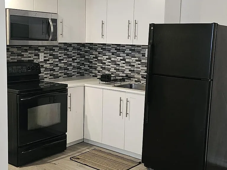 92 Alexis Blvd #1 — Photo 8