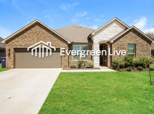 10621 SW 20th St, Yukon, OK 73099