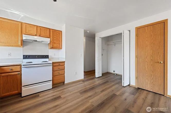 1320-1322 W Martin St #1322 — Photo 4