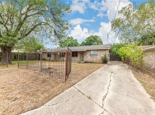 7400 Southgate Ln #B, Austin, TX 78744