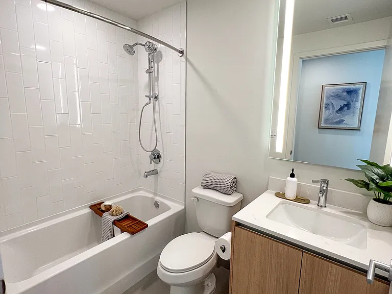 44 NE 29th St #1 — Photo 6