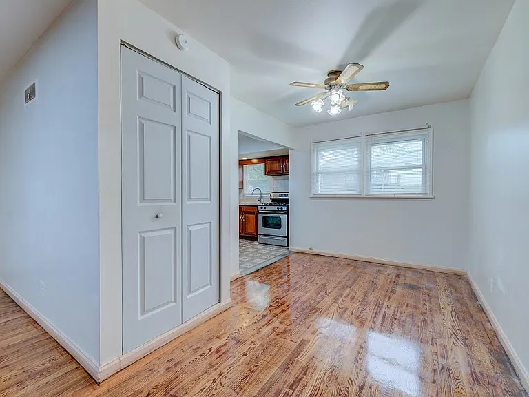 4469 Mohegan Dr — Photo 12