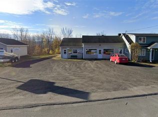 1096 Principale St, Edmundston, NB E7C1L5