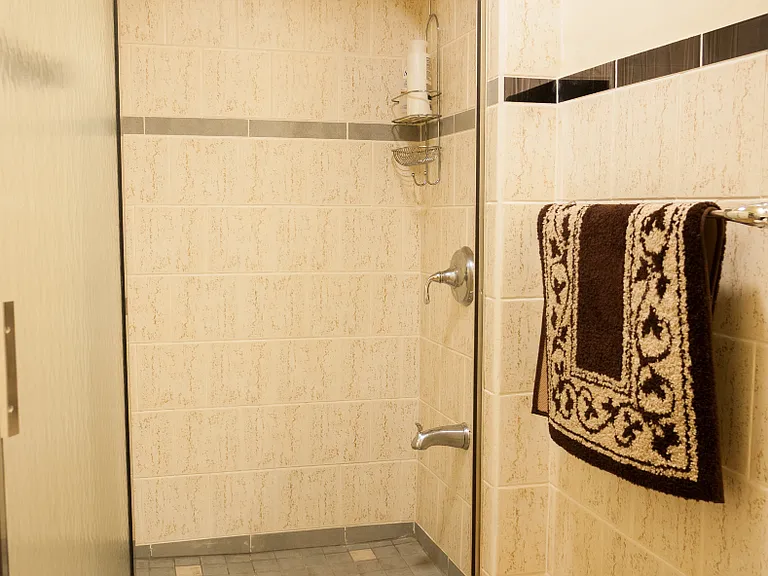 807 Sansom St #3 — Photo 6