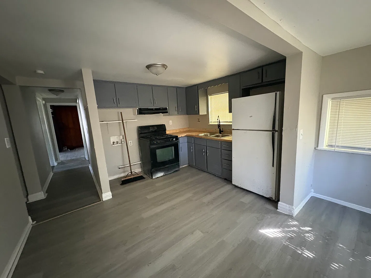 2 bed, 786 sqft, $1,050 — Photo 3