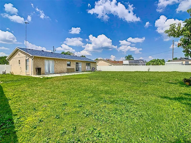 853 Blanc Ct — Photo 13