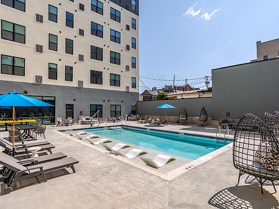 2nd image of 30-44 W Broad St #522