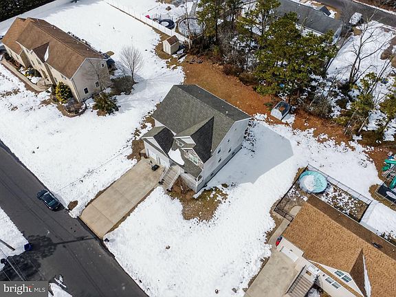 4th image of 95 Savannah Rd