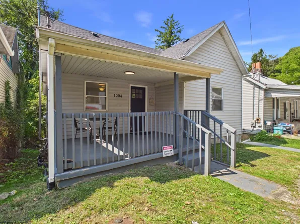 1204 Lowell St, Fairmont, WV 26554