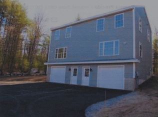 14 Farmhouse Ln, Gray, ME 04039