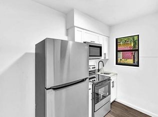 1027 SW 3rd St APT 5, Miami, FL 33130