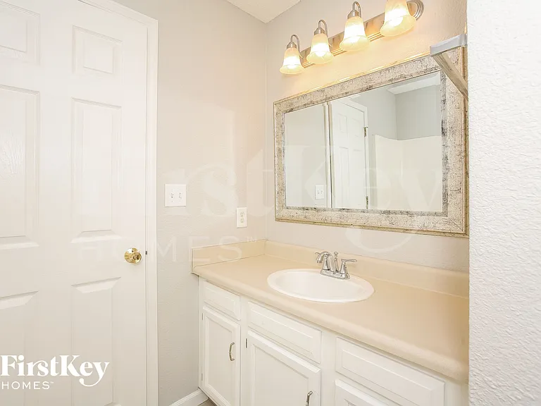 6041 Gimbel Cir — Photo 13