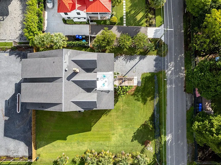 2108 Ion Ave — Photo 22