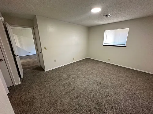 Sandalwood Apartments Photo 1