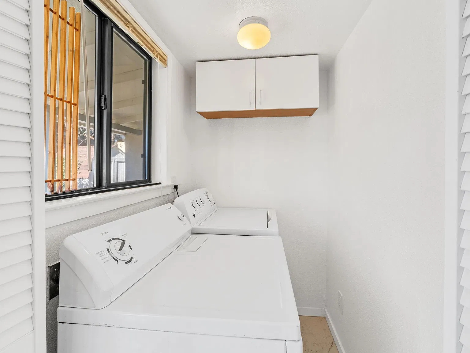 2 bed, 720 sqft, $3,100 — Photo 3