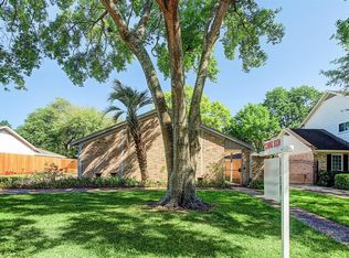 10818 Olympia Dr, Houston, TX 77042