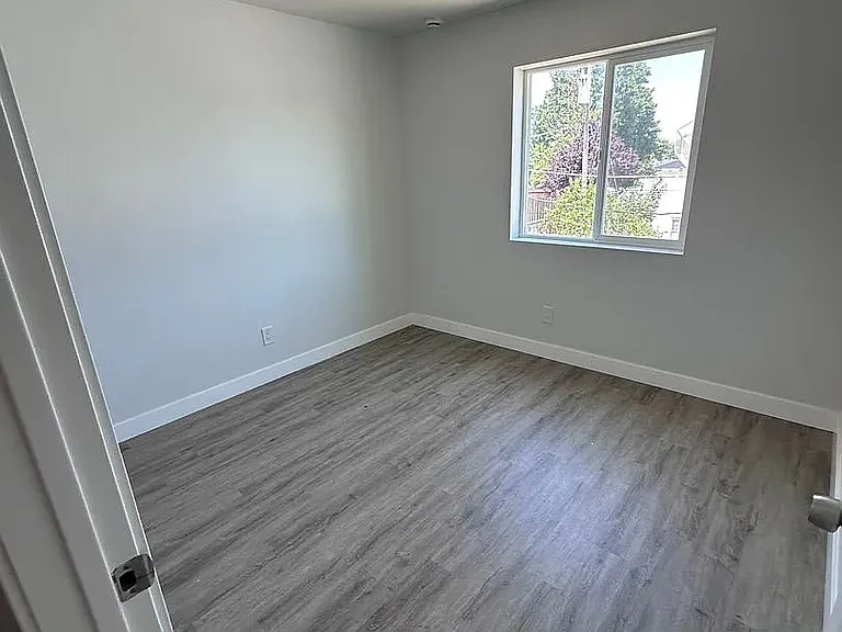 218 Doolittle Dr #1 — Photo 1