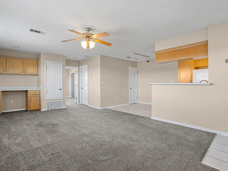 3230 Cumberland Rd #208 — Photo 3
