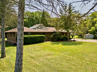 704 Raffel Rd, Woodstock, IL 60098