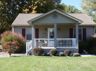 312 Caroline Ave, Hubbard, OH 44425