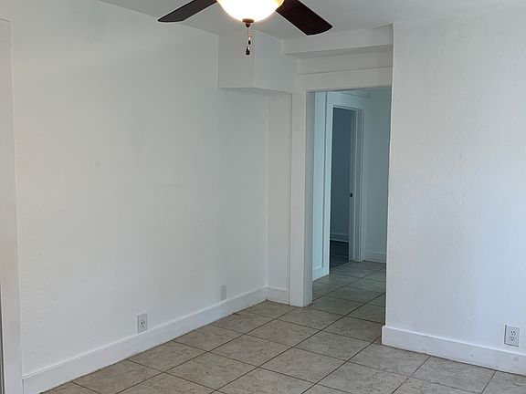 5th image of 3116 40th St APT B
