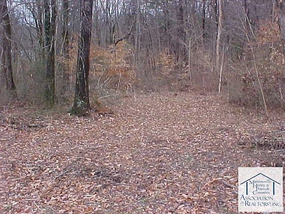 5th image of 9172 Fairystone Park Hwy