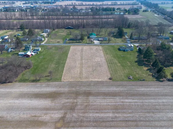 1106 Timpe Rd, Fremont, OH 43420