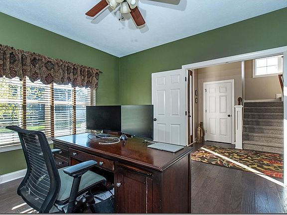 5th image of 7718 Nakita Ct