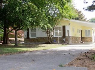 3525 Miller Rd, Flint, MI 48503