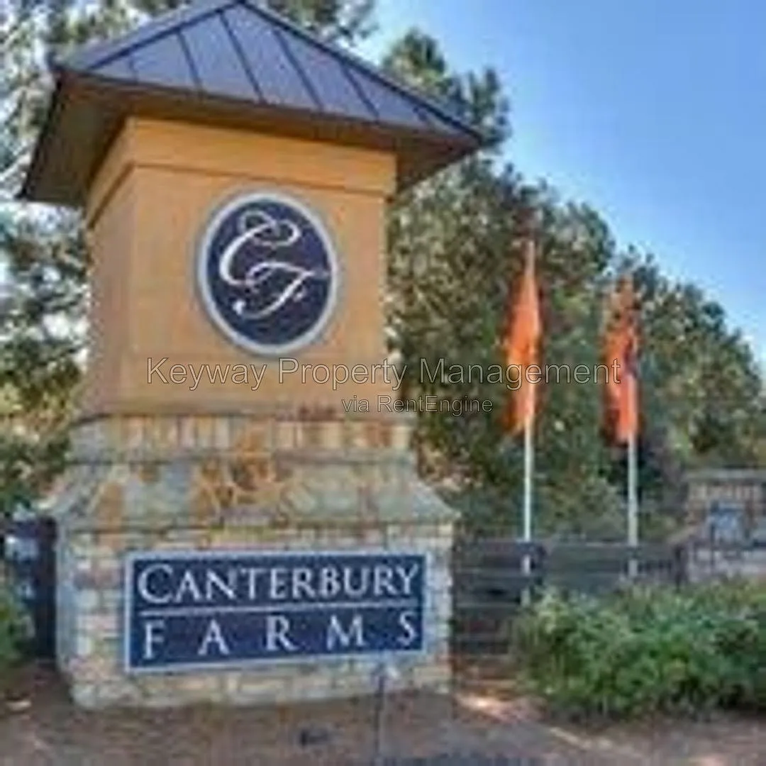 3 bed, 2.5 bath, 1540 sqft, $1,785 — Photo 2
