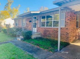 606 E Kirk St, Hugo, OK 74743