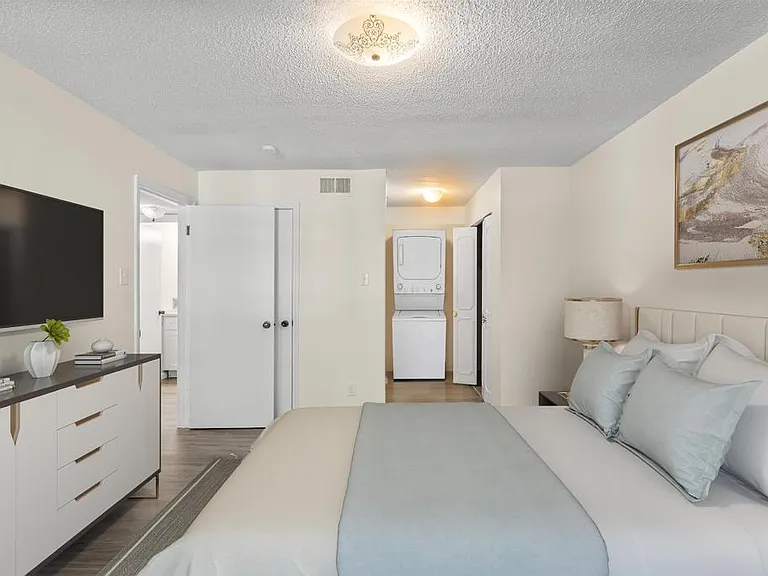 10258 Squire Meadows Dr #3 — Photo 11