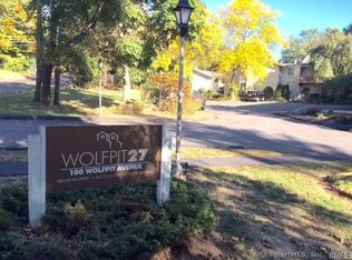100 Wolfpit Ave APT 16, Norwalk, CT 06851