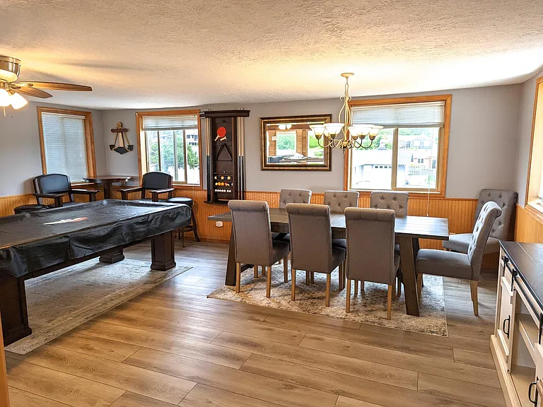 23803 J Pl W — Photo 10