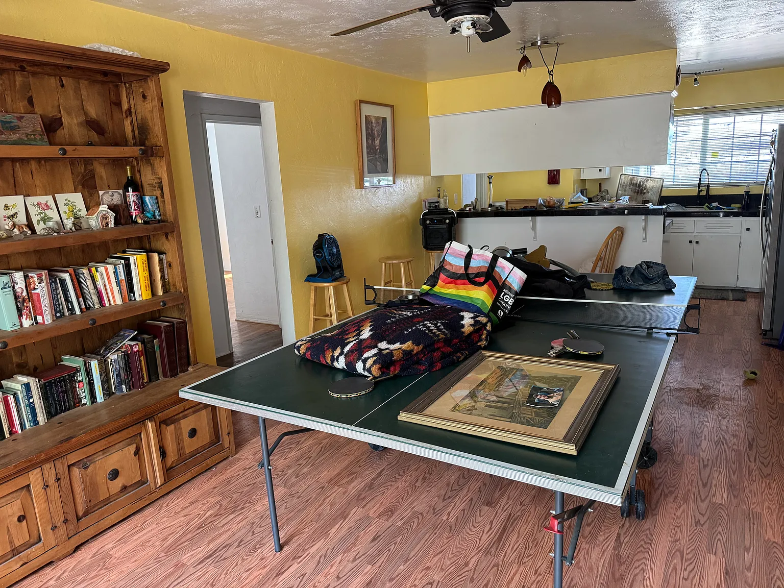 3 bed, 1431 sqft, $2,400 — Photo 3