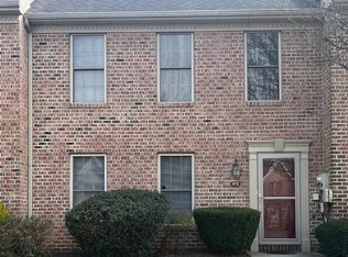 472 Stonehedge Ln, Mechanicsburg, PA 17055