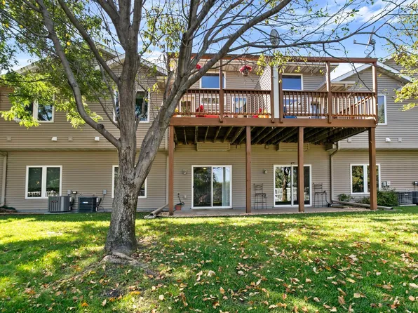 1551 Lincoln Park Dr, South Saint Paul, MN 55075