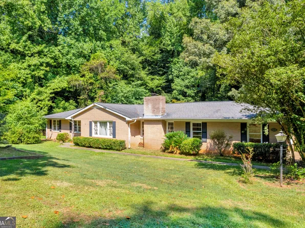 296 Gilmer St, Lavonia, GA 30553