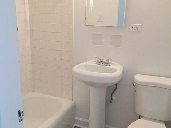 5th image of 6606 W Windsor Ave APT F1