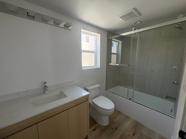 7919 Wilcox Ave #1 — Photo 31