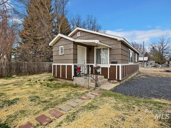 195 S Center St, Eden, ID 83325