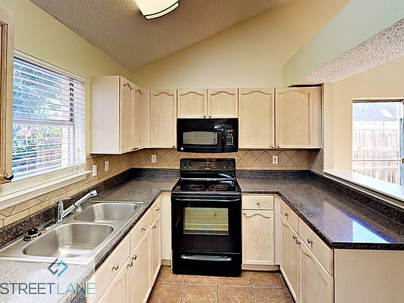 5th image of 1760 Prescott Dr