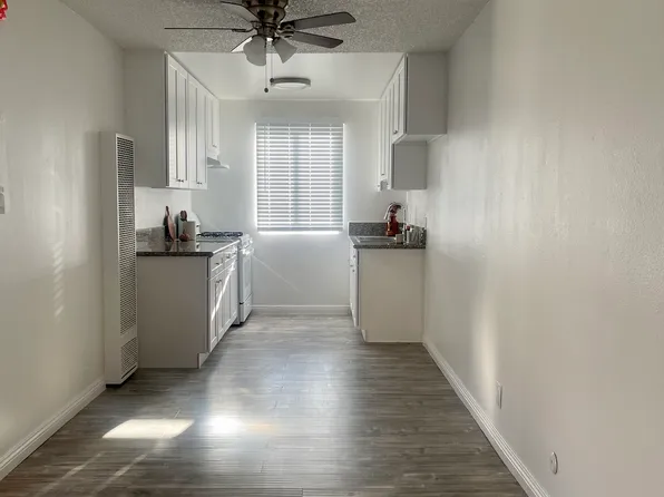 21049 Bryant St #9, Canoga Park, CA 91304