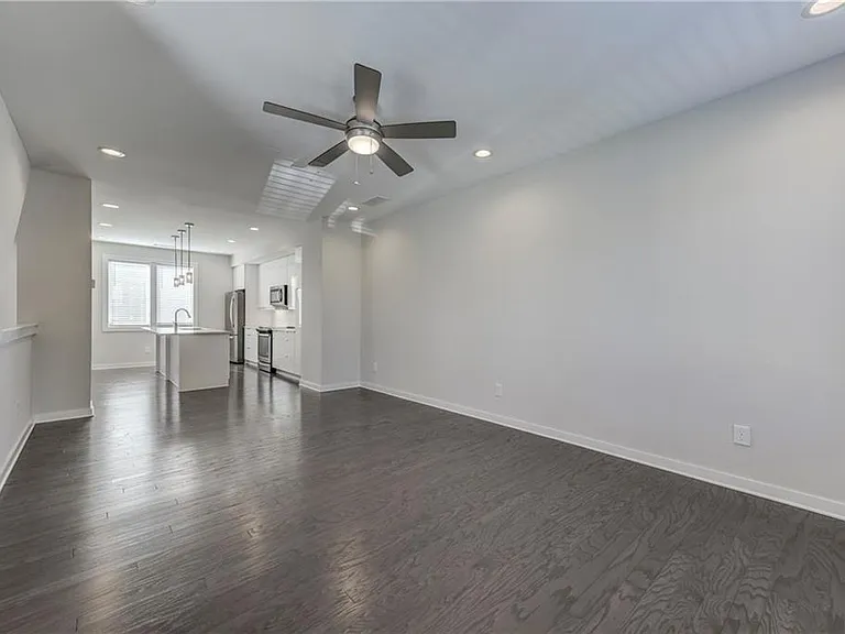 415 Gartrell St SE #7 — Photo 3