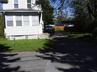 140 Taft Ave, Rochester, NY 14609