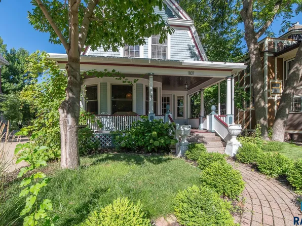 1107 S Phillips Ave, Sioux Falls, SD 57105