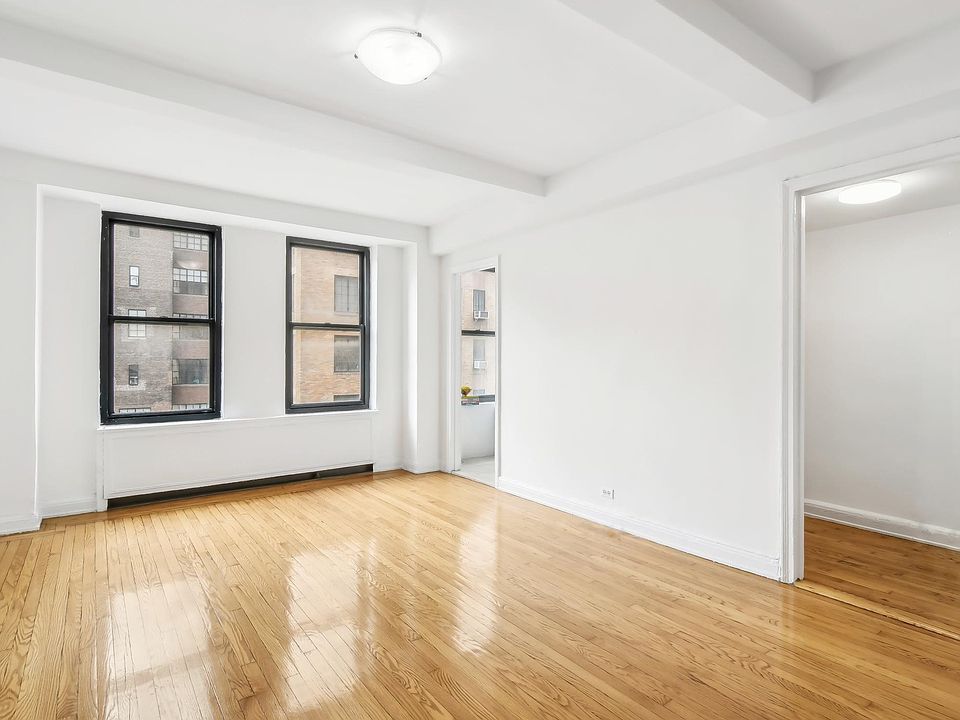 1st image of 200 W 16th St APT 3J